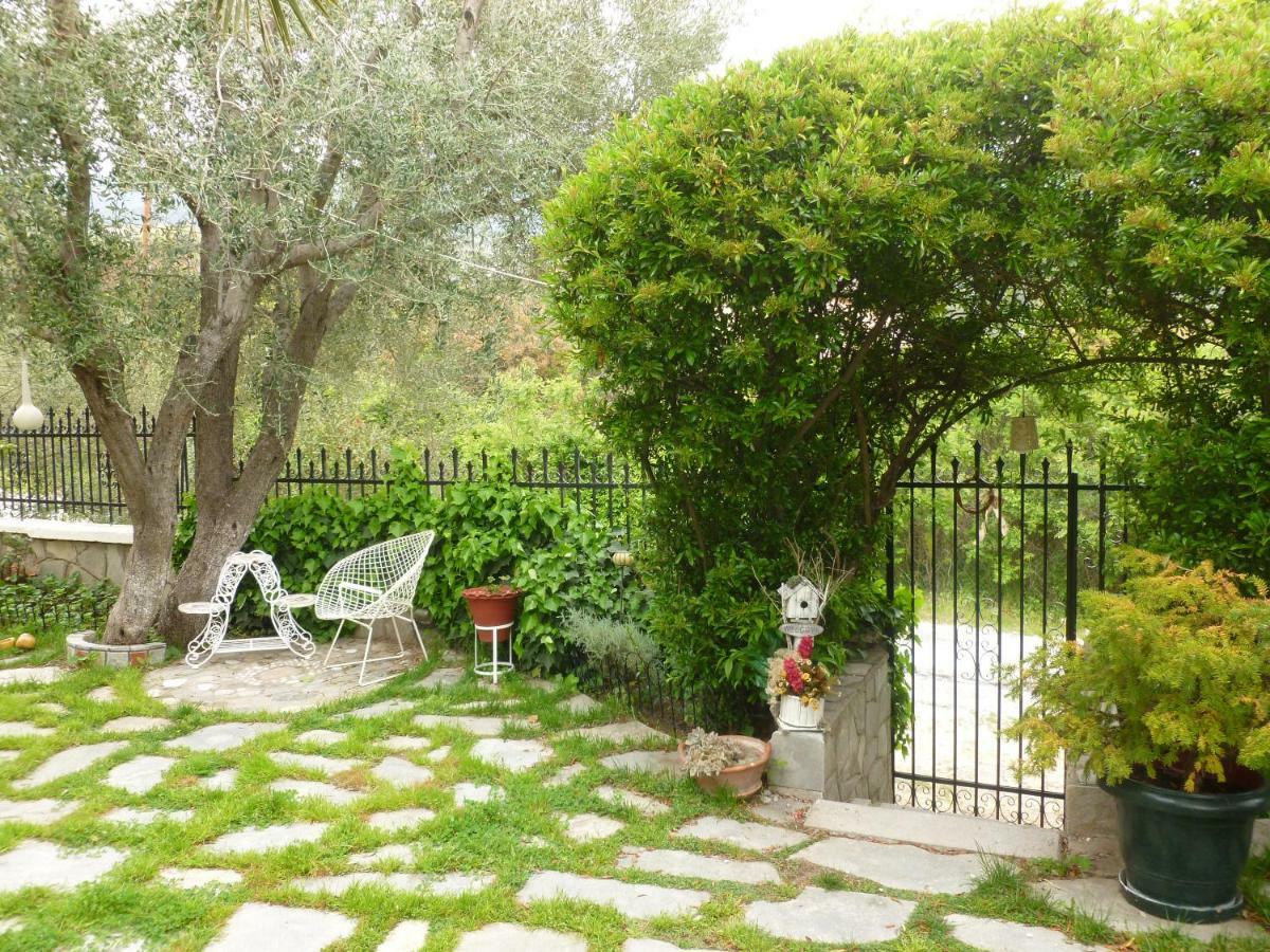 דירות PalaiónTsiflíkion Sofia'S House מראה חיצוני תמונה